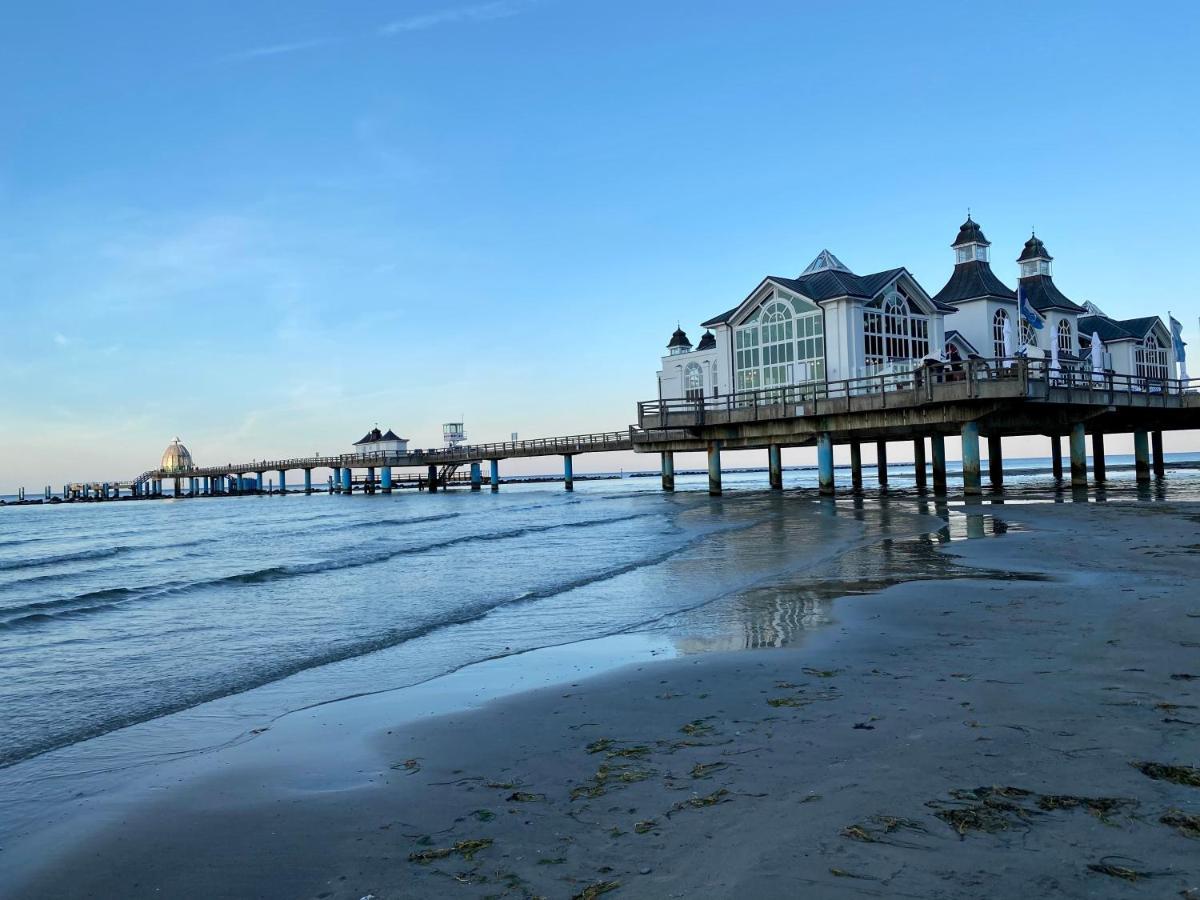 Strandhaus Manatee Mit Sauna Und Kamin ゼリン エクステリア 写真